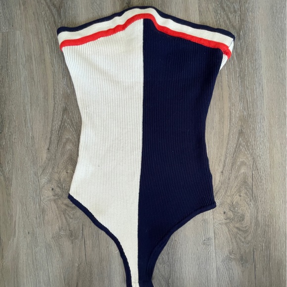 Strapless bodysuit - Picture 1 of 2